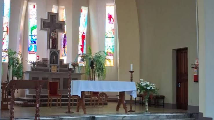 Capa Padre é assaltado após missa e mantido amarrado na casa paroquial de Carazinho