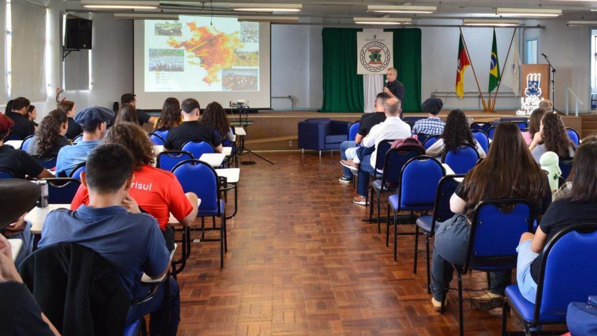 Capa Aula Magna do Curso de Zootecnia da UFSM-PM promove debate sobre os desafios e oportunidades da produção pecuária no Brasil