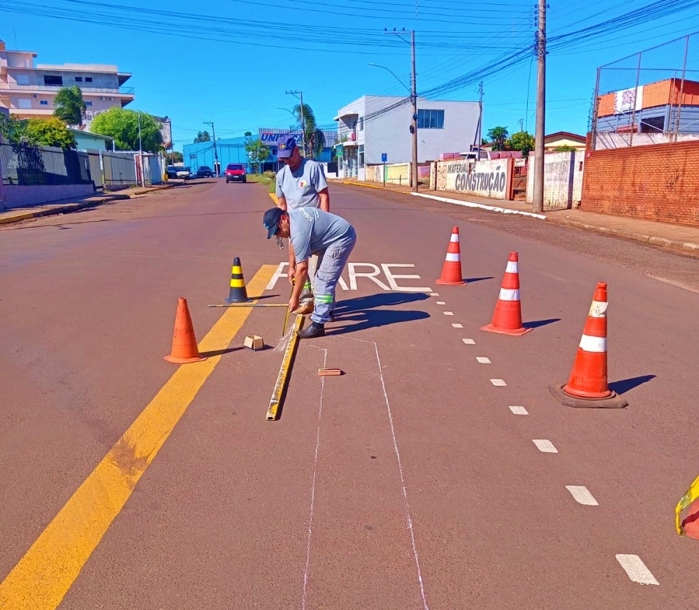 Capa Mobilidade Urbana avança na revitalização da sinalização viária em Palmeira das Missões
