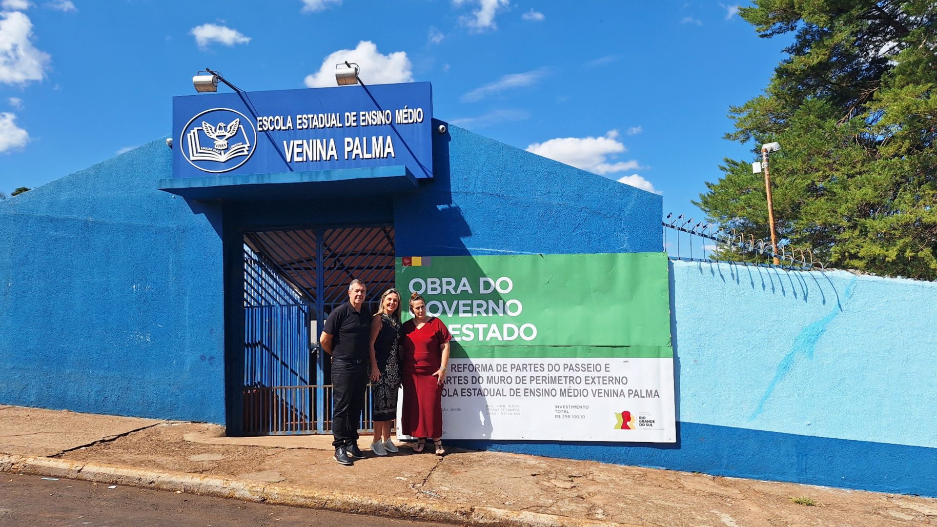 Capa Assinada a ordem de serviço que dá início à obra na Escola Estadual Venina Palma