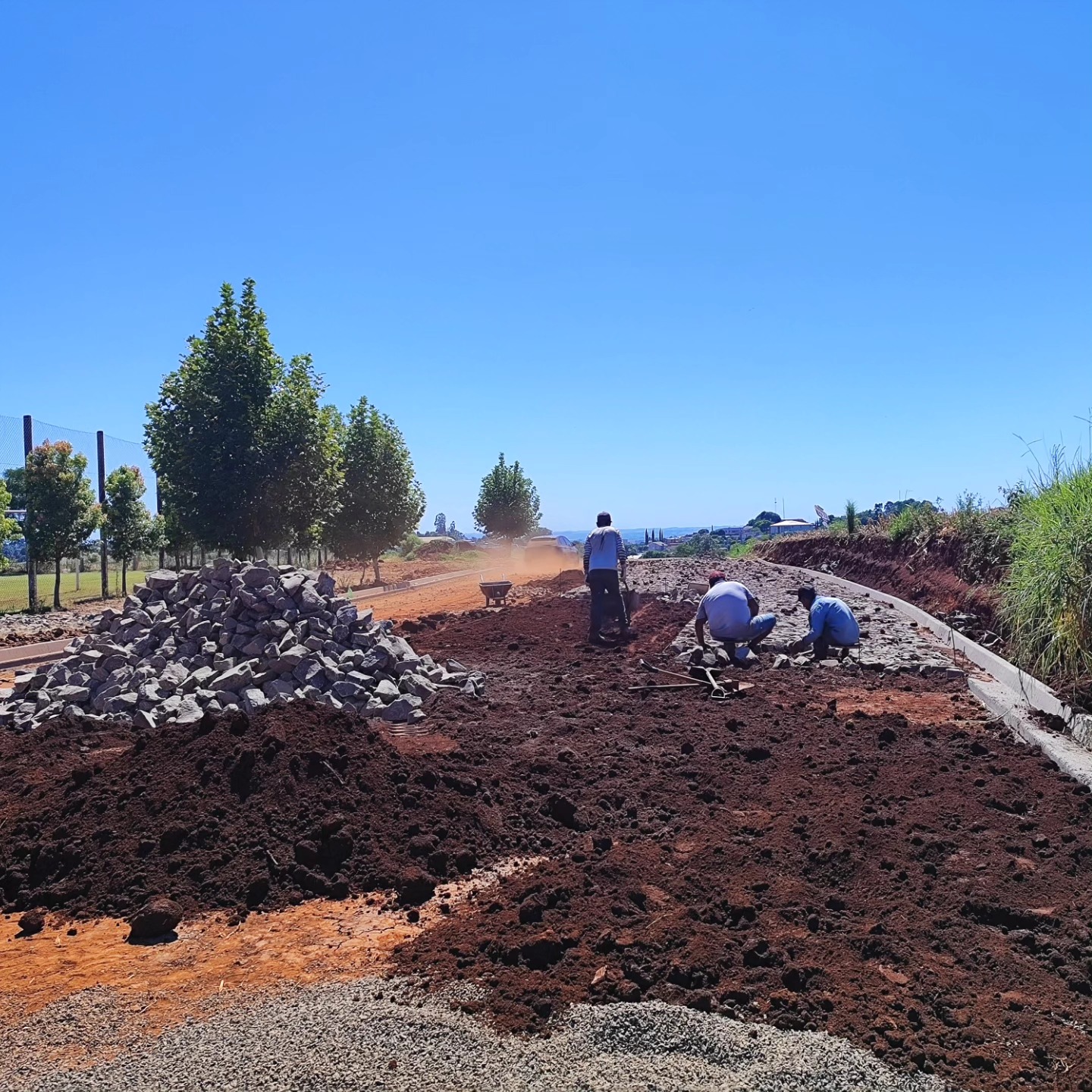 Capa Jaboticaba investe R$ 150,6 mil em pavimentação e amplia obras de infraestrutura urbana