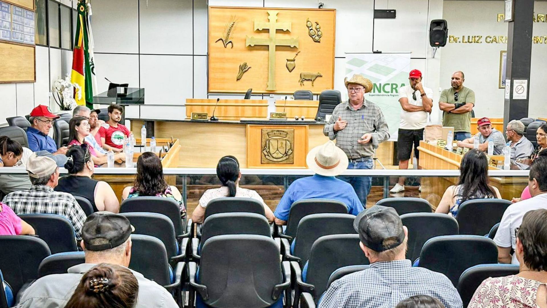 Capa INCRA realiza assinaturas dos primeiros contratos do Fomento Retomada para os três assentamentos de Palmeira das Missões