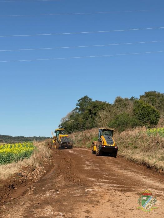 Capa Secretaria de Obras intensifica recuperação das estradas do interior após fortes chuvas em Novo Barreiro