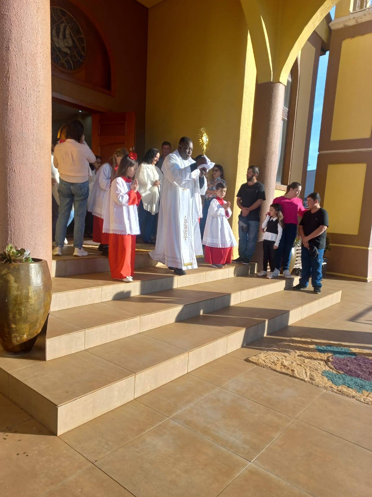 Capa Capela São Pedro celebra Corpus Christi com missa e momento de devoção em São Pedro das Missões
