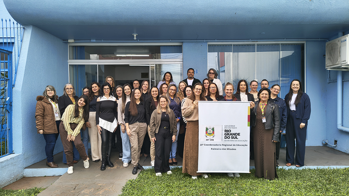 Capa Mais de 140 professores tomam posse na rede estadual na região da 20ª CRE