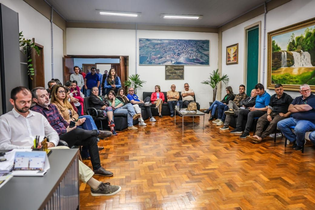 Capa Deputado Paulo Pimenta anuncia investimentos superiores a R$ 2 milhões em Palmeira das Missões