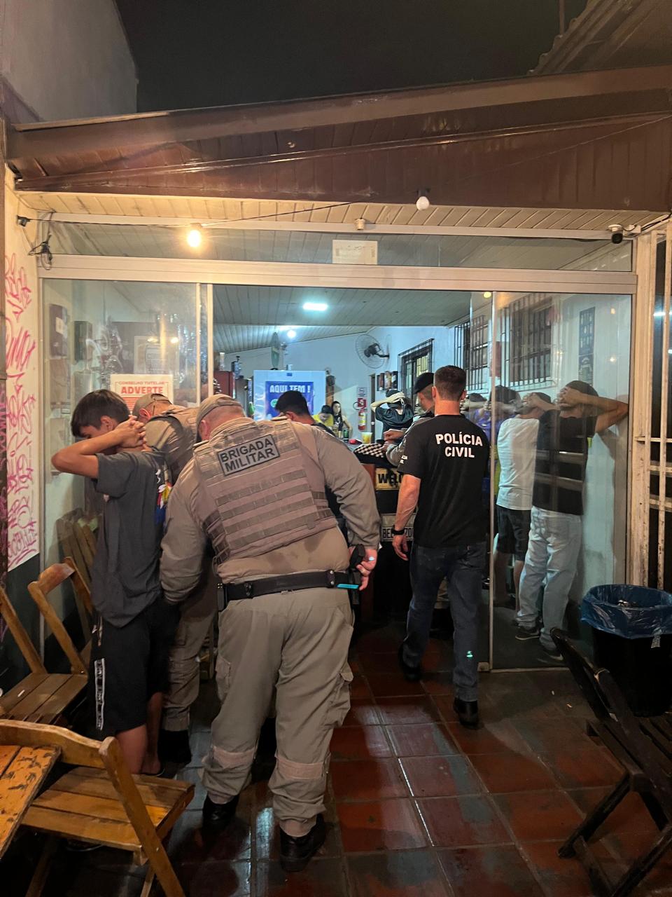 Capa Operação União pela Ordem interdita bar e identifica menores em Panambi