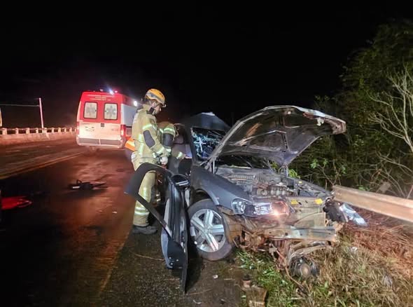 Capa Colisão contra ponte na ERS-305 deixa dois homens mortos entre Horizontina e Tucunduva