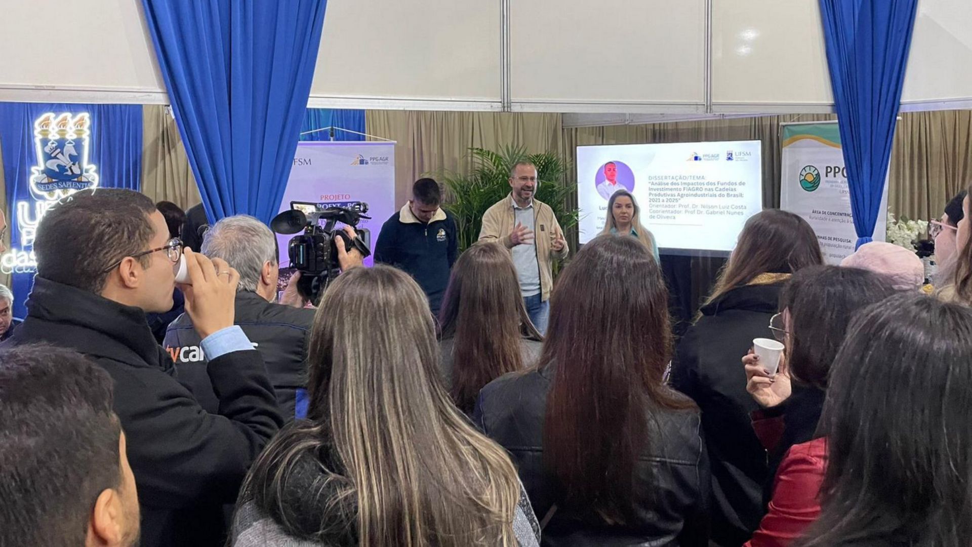 Capa UFSM-PM participa do Espaço Interinstitucional na MIP e encanta o público com concerto inédito da Orquestra Sinfônica durante o 38º Carijo da Canção Gaúcha