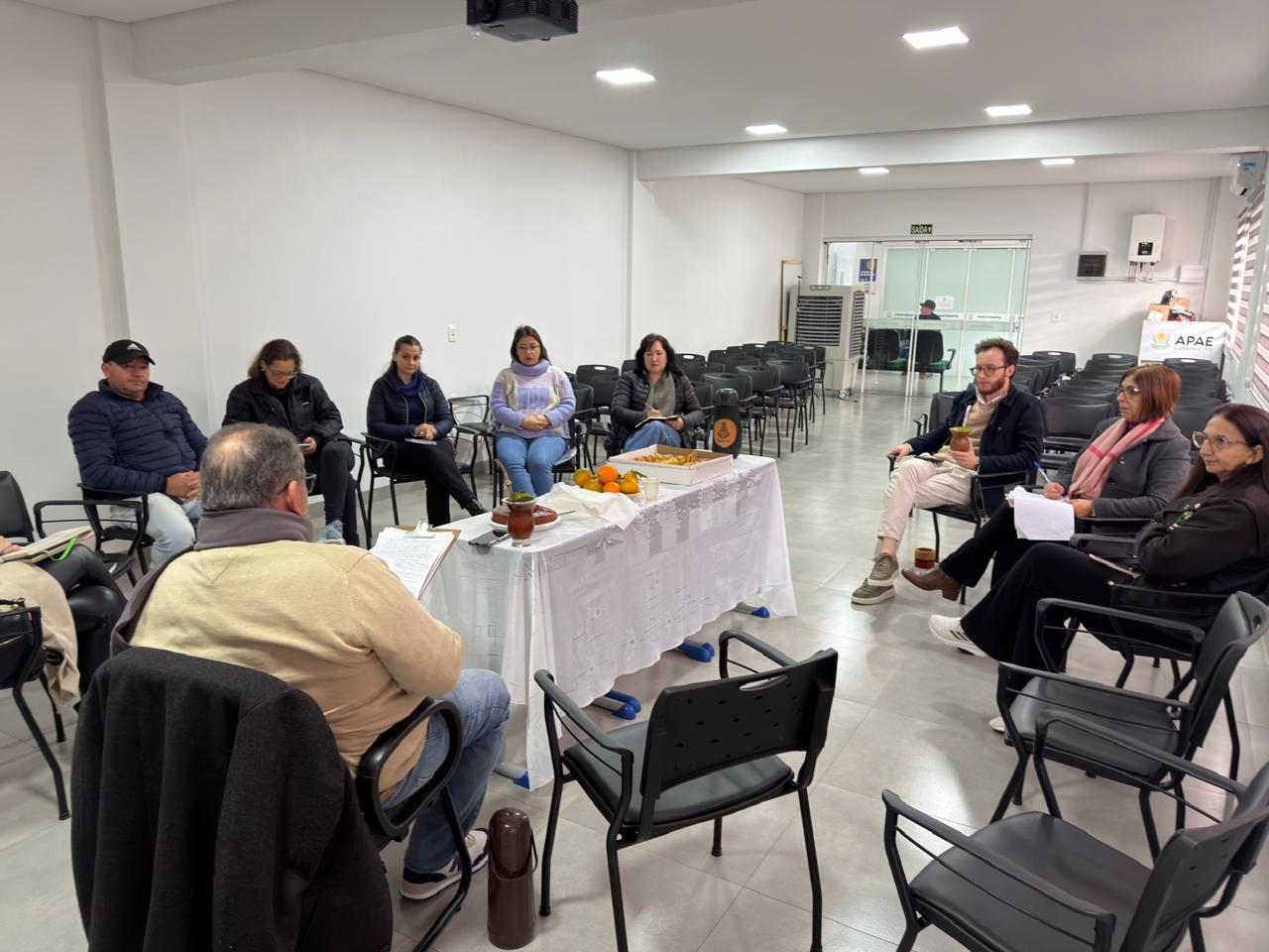 Capa CMDCA de Constantina aprova mais de R$ 150 mil para APAE e inicia organização da Conferência Municipal