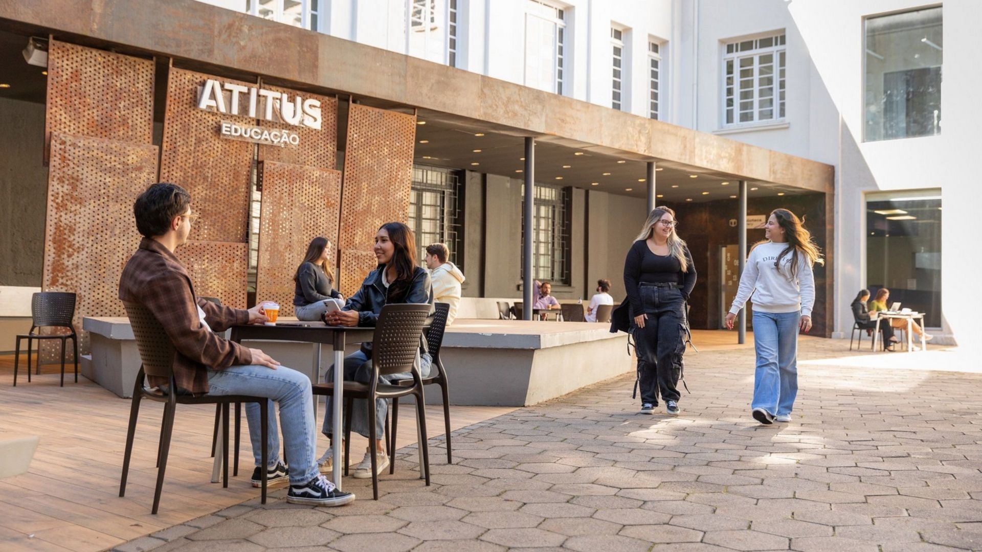 Capa Excelência no ensino superior: Atitus Educação conquista nota máxima em avaliação do MEC