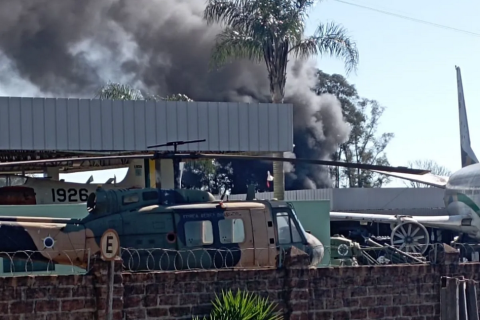 Incêndio destrói depósito do Museu Militar Brasileiro, em Panambi