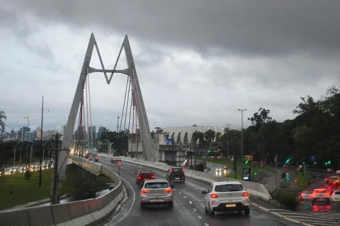 RS tem tempo nublado e com chance de chuva leve nesta quarta-feira