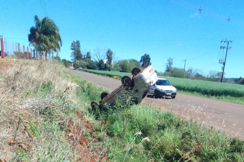 Acidente em Coronel Bicaco envolve família com duas crianças