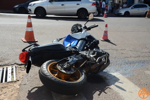 Acidente deixa dois feridos no centro de Palmeira das Missões