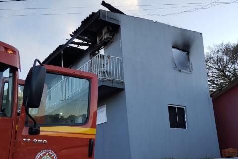 Incêndio atingiu residência em Palmeira das Missões