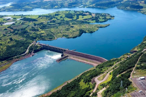 Autoridades brasileiras e argentinas discutem impactos da hidrelétrica na Rota do Yucumã