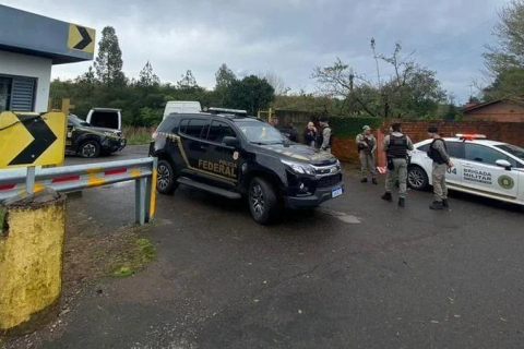 PF indicia 17 pessoas e aponta envolvimento do PCC em assalto a aeroporto de Caxias do Sul