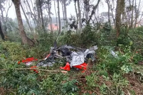 Queda de aeronave mata duas pessoas em SC