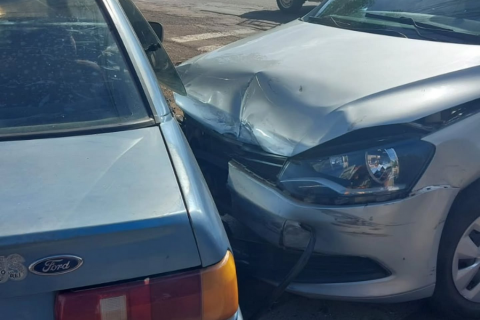 Acidente entre dois carros deixa ferido em Palmeira das Missões