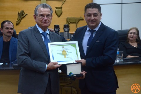 Presidente da Fecomércio-RS é homenageado pela Câmara de Vereadores de Palmeira das Missões