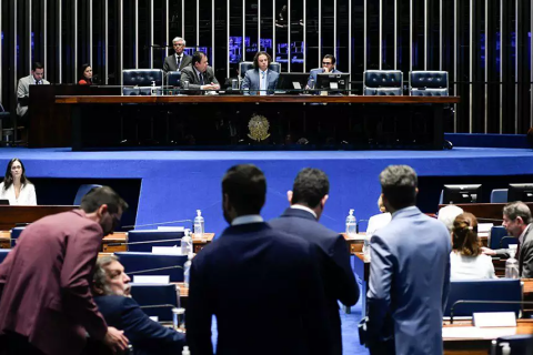 Senado aprova novo plano para pagamento da dívida dos Estados