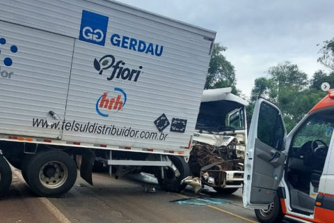 Acidente na BR-468 deixa trânsito em meia pista entre Coronel Bicaco e Palmeira das Missões