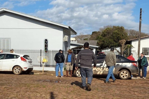 Homem descumpre medida protetiva e mata ex-companheira a tiros em Fortaleza dos Valos