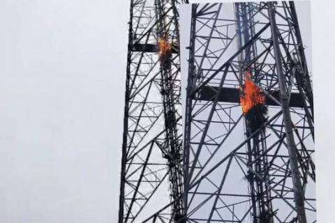 Incêndio em torre de comunicação deixa Panambi sem sinal de celular da Claro